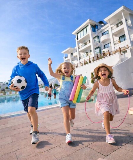 ВЕСЕННИЕ КАНИКУЛЫ В МОРЕ: СПОРТИВНАЯ АКАДЕМИЯ!