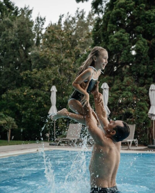 Можно ли купаться в море во время и после дождя: рекомендации