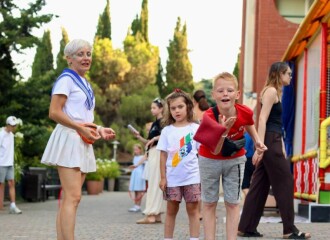 ШКОЛА СЧАСТЛИВЫХ ОТКРЫТИЙ