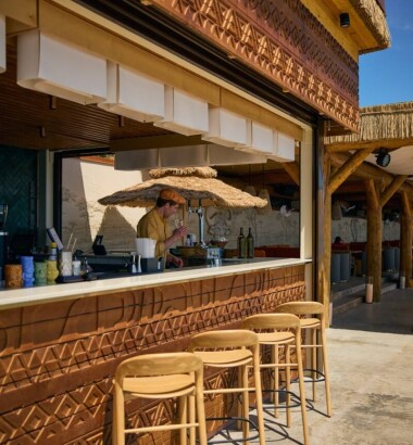 Виктор