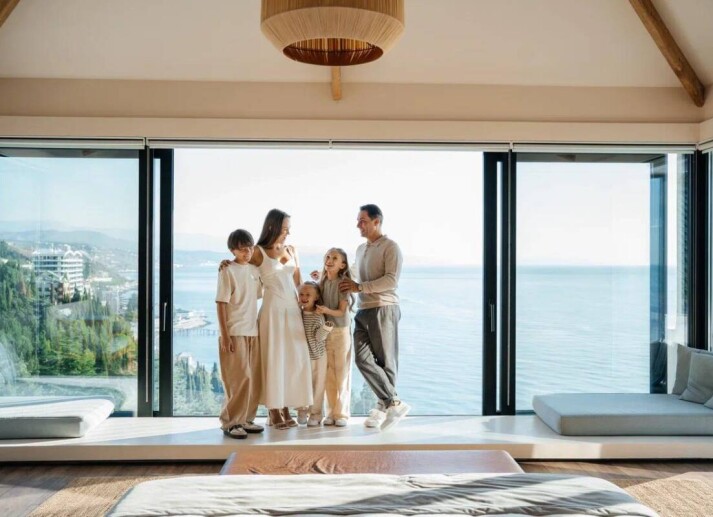 МОРЕ МЕНЯЕТ ВСЁ и даже цену!