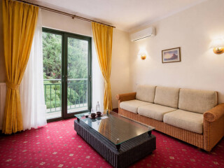 Семейный двухкомнатный