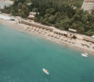 Активный отдых в Алуште: водные виды спорта и экскурсии по окрестностям