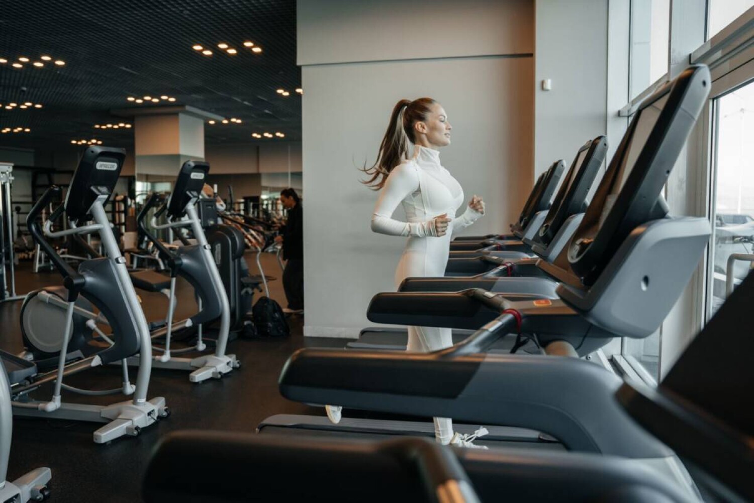 СПОРТКЛУБ “МОРЕ”